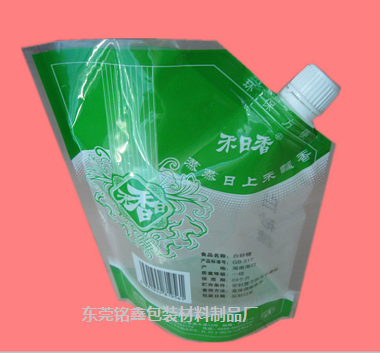 吸嘴自立袋，東莞吸嘴自立袋，東莞銘鑫包裝材料制品廠